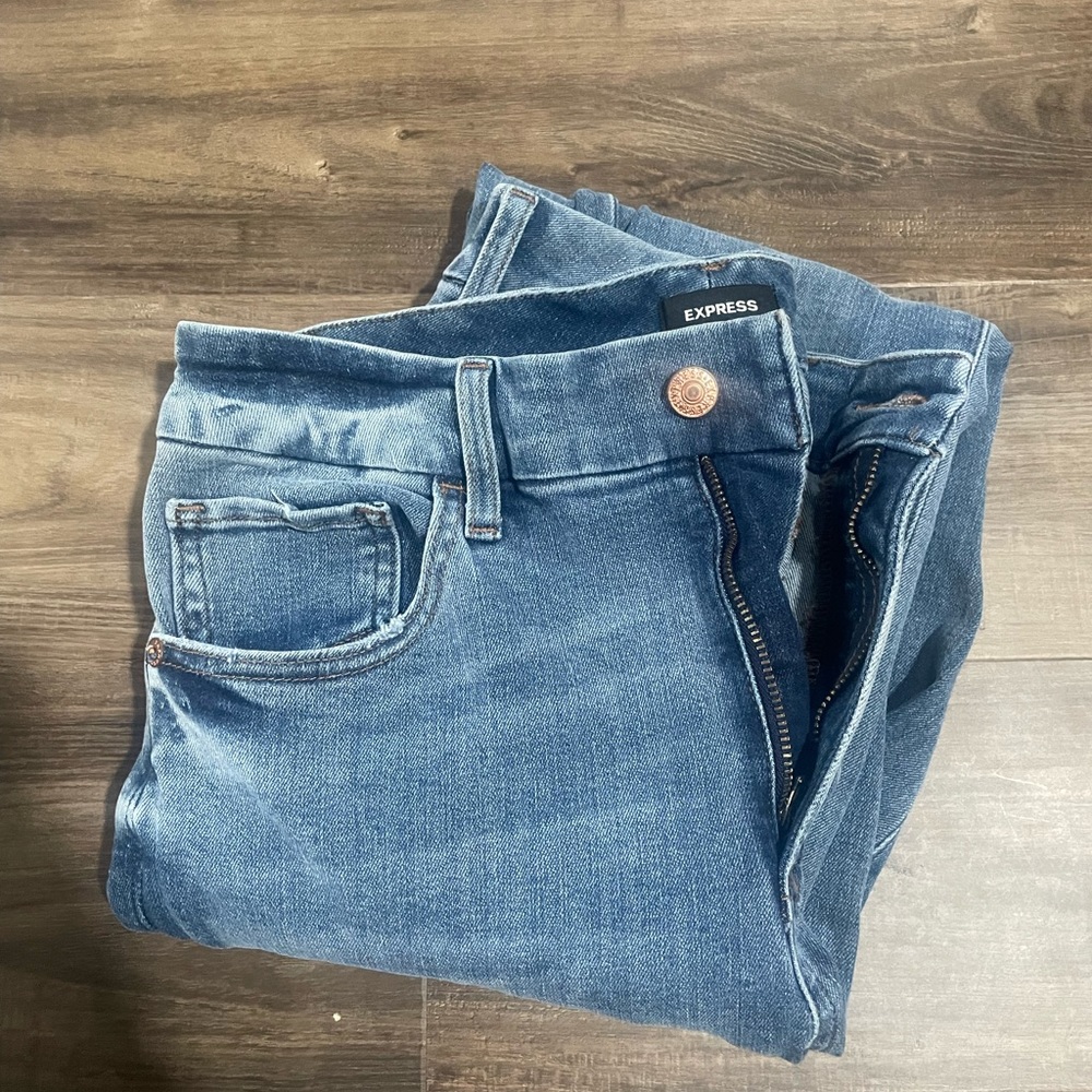 Women's_Express_Skinny High Rise_HyperUltraStretch_Jeans